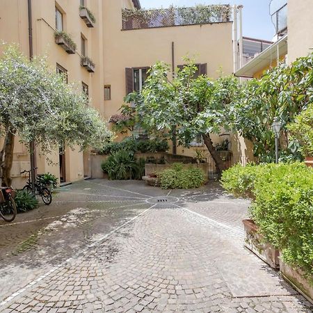 Home D'Elite Trevi Fountain Рим Екстериор снимка