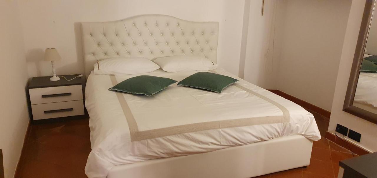 Home D'Elite Trevi Fountain Рим Екстериор снимка