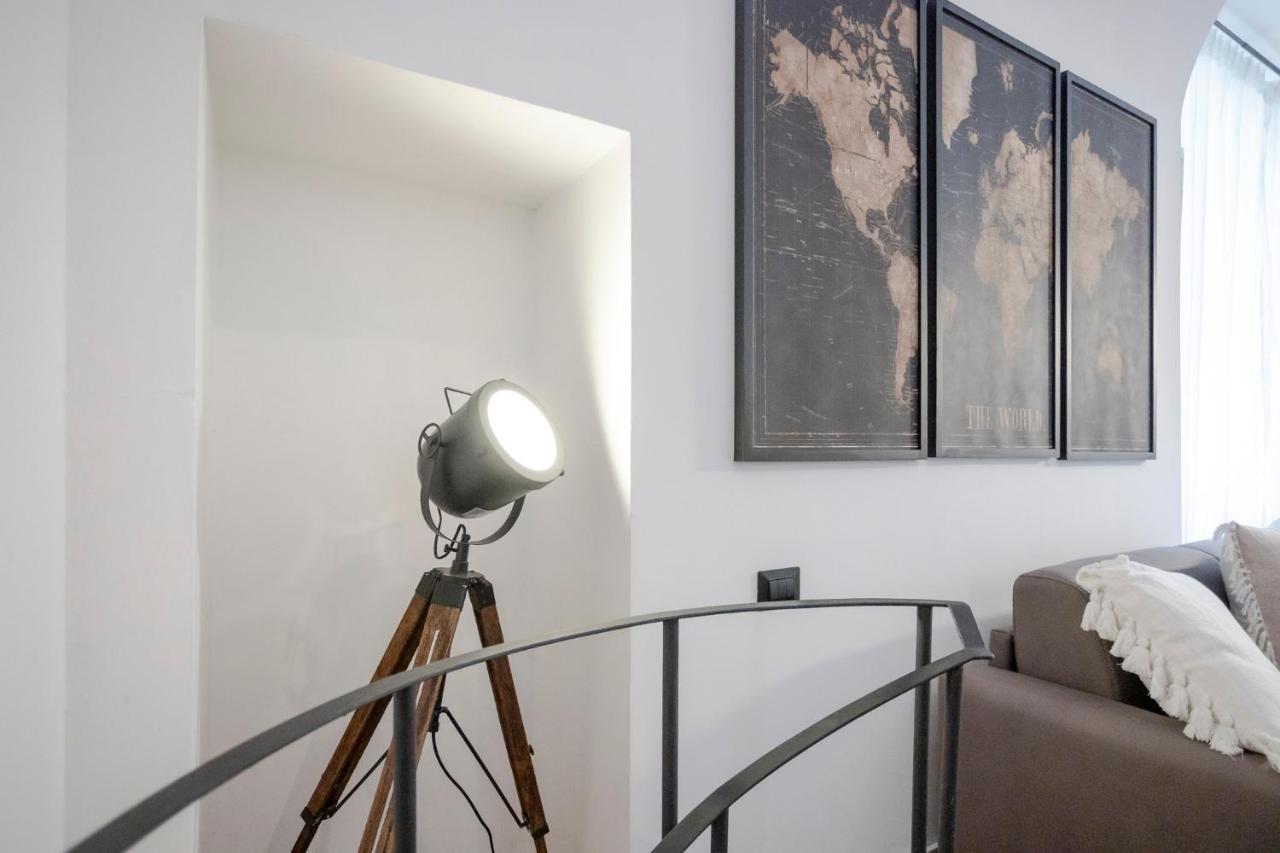 Home D'Elite Trevi Fountain Рим Екстериор снимка